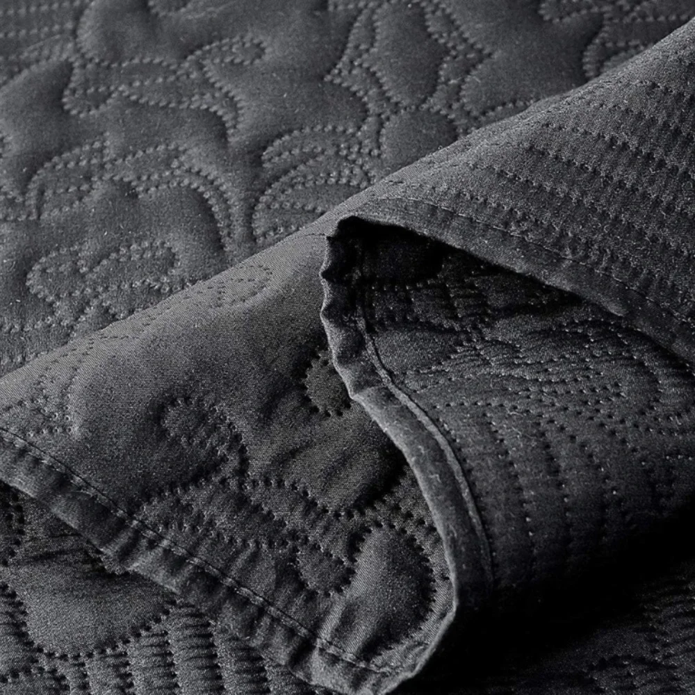 New Black Queen Size Damask Woven Quilt Bedspread Blanket & Pillows